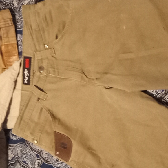 Wrangler work pants, 30×32, dark green, 5 pocket carpenter pants, - Picture 2 of 3